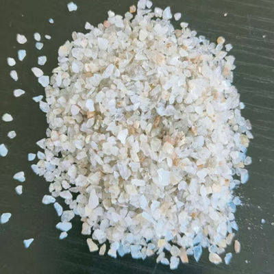 Materiał ogniotrwały do pieca indukcyjnego do topienia żelaza lub stali